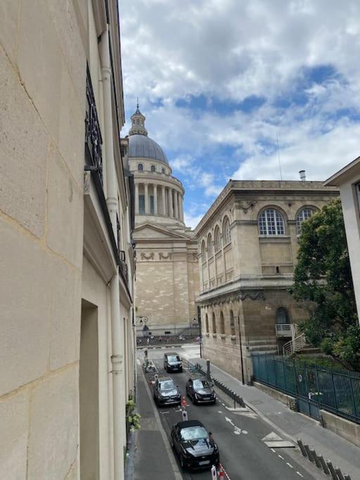 Appartement A Deux Pas Du Pantheon Avec Balcon Paris Exterior photo